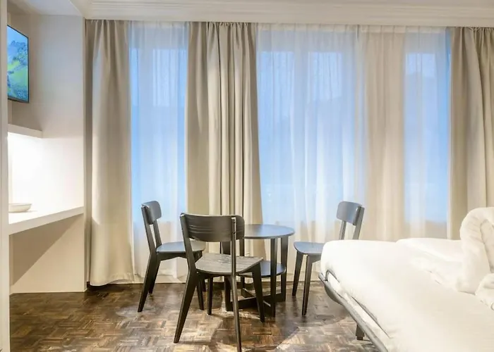 Cozy For 4 Guests アパート